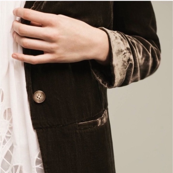 Cartonnier x ANTHROPOLOGIE Velvet Blazer Moss - Picture 2 of 11